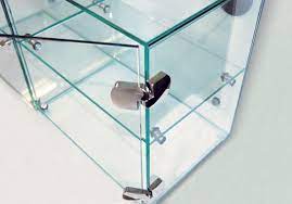 Glass fittings